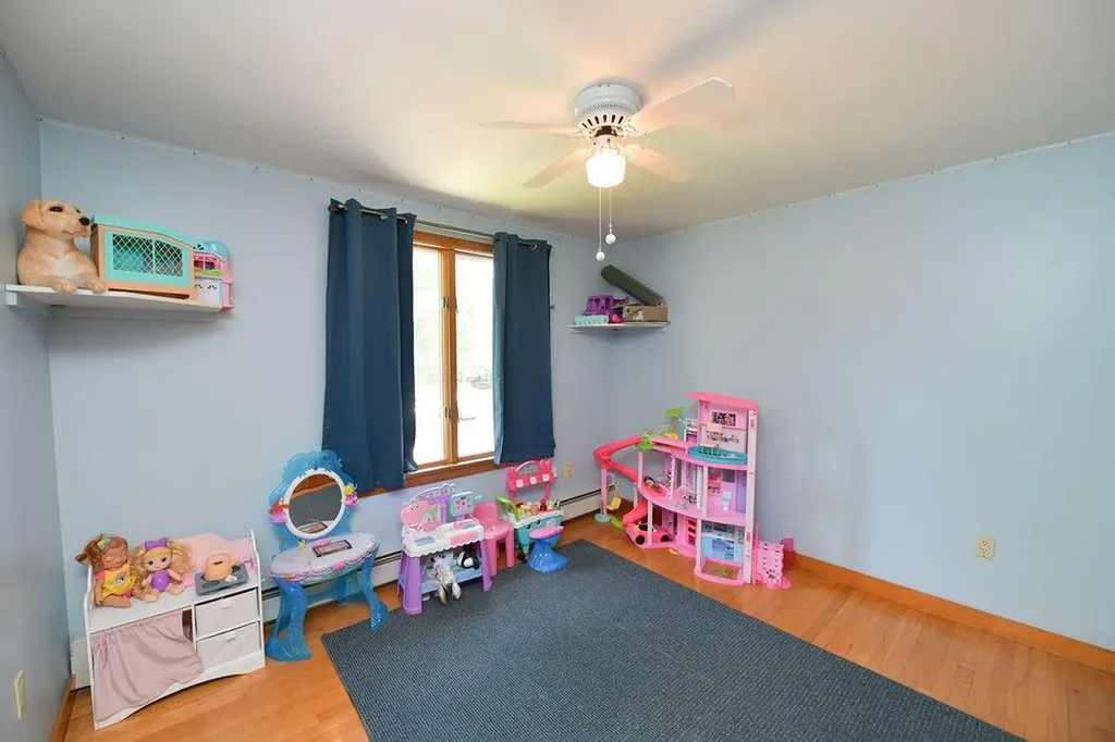 7 Woodhaven Drive Johnston RI 02919