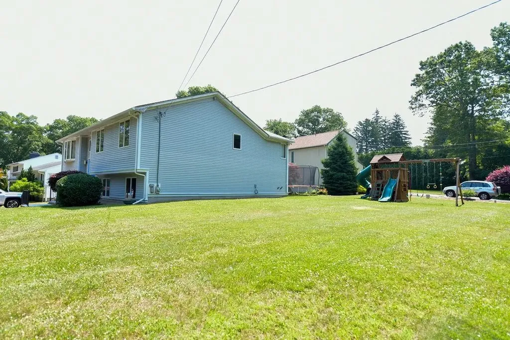 7 Woodhaven Drive Johnston RI 02919