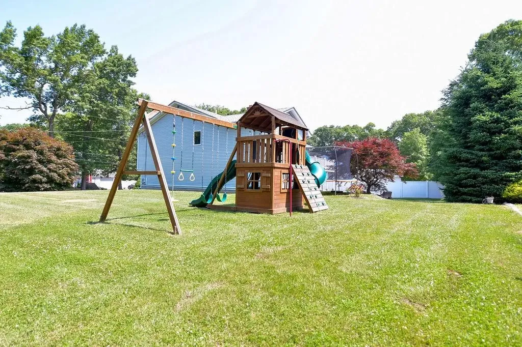 7 Woodhaven Drive Johnston RI 02919