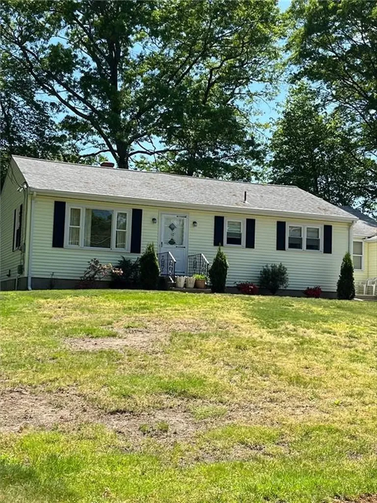 10 America Street Cumberland RI 02864