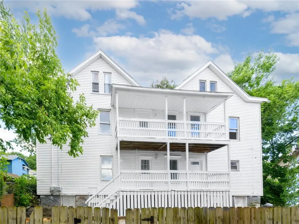 37 39 Paradis Avenue Woonsocket RI 02895
