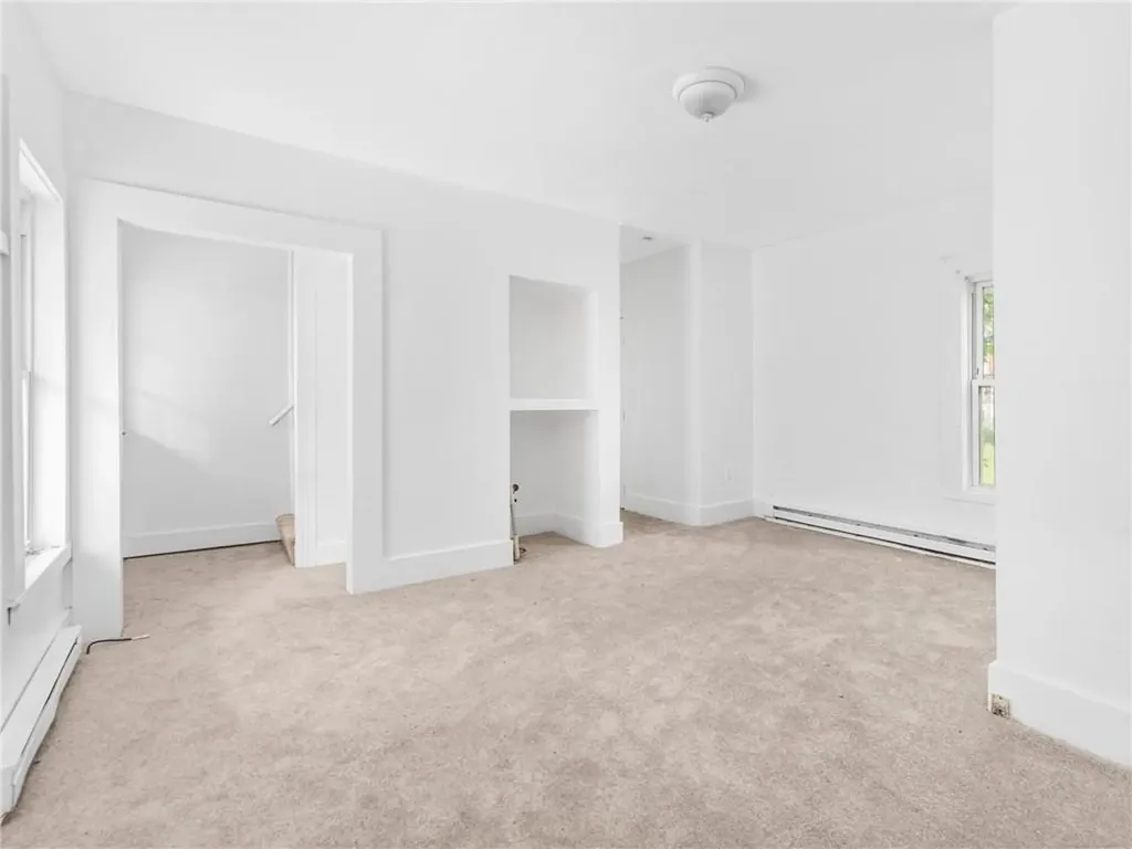 37 39 Paradis Avenue Woonsocket RI 02895