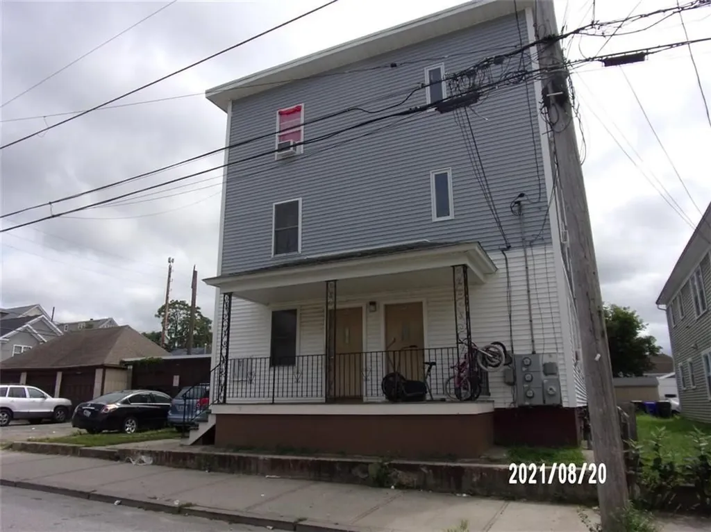 6 Beacon Street Central Falls RI 02863