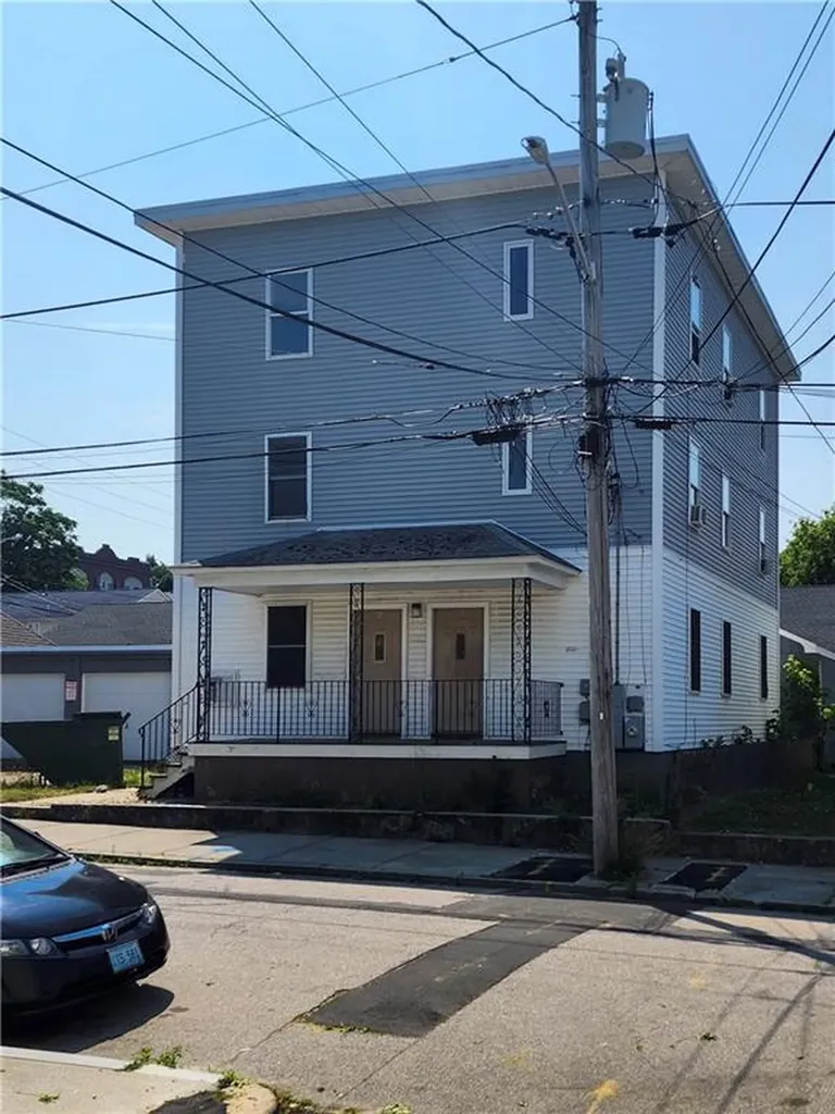 6 Beacon Street Central Falls RI 02863