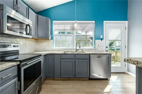 6 Plant Street Cumberland RI 02864