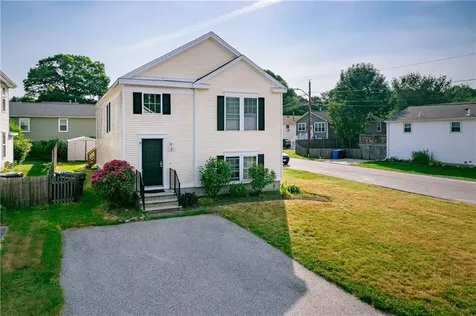 6 Plant Street Cumberland RI 02864