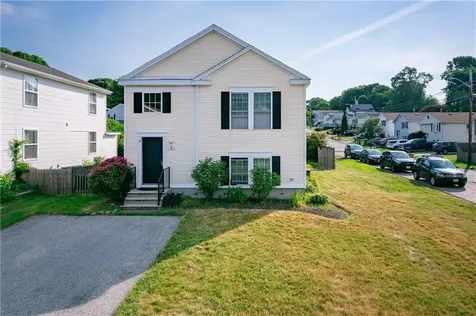 6 Plant Street Cumberland RI 02864