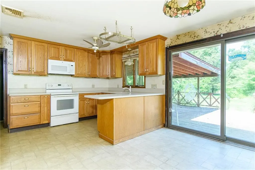 110 Leger Lane Tiverton RI 02878