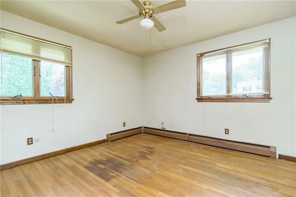 110 Leger Lane Tiverton RI 02878