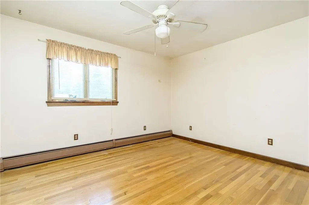 110 Leger Lane Tiverton RI 02878