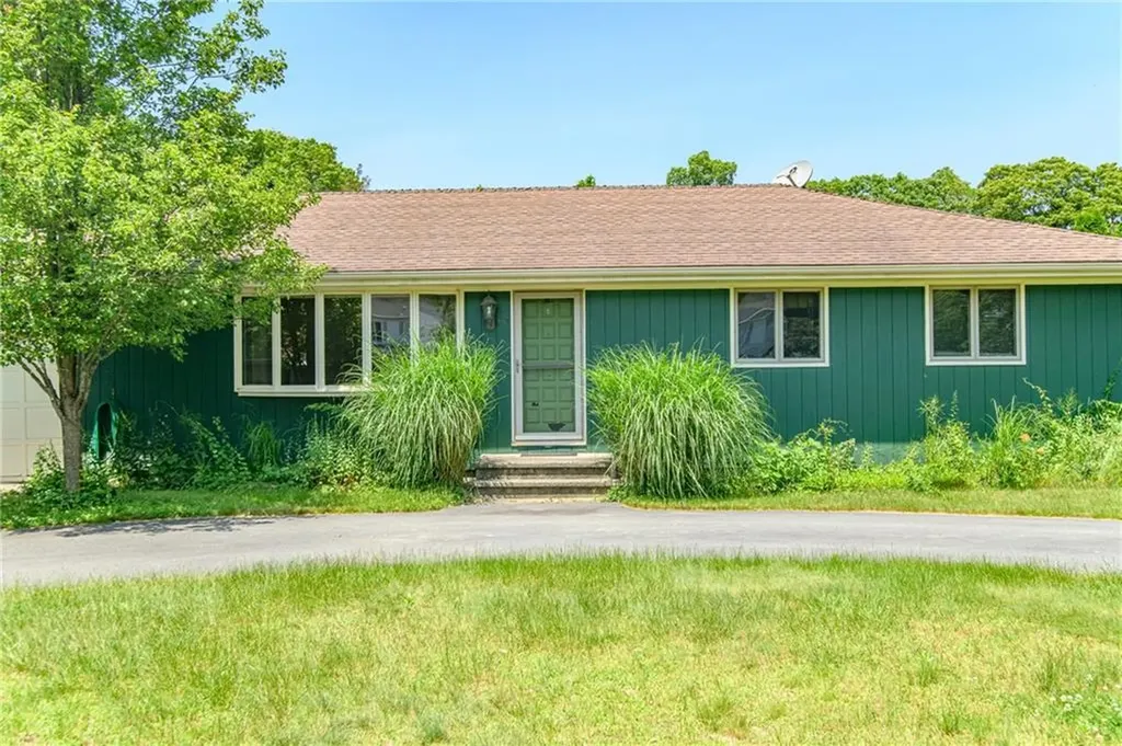 110 Leger Lane Tiverton RI 02878