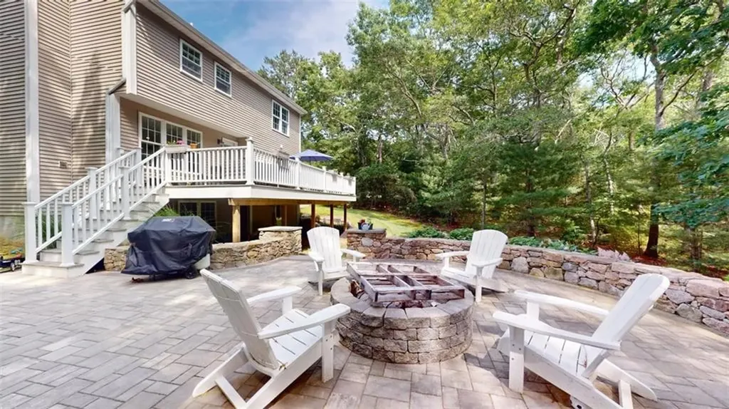 91 Cardinal Lane Charlestown RI 02813