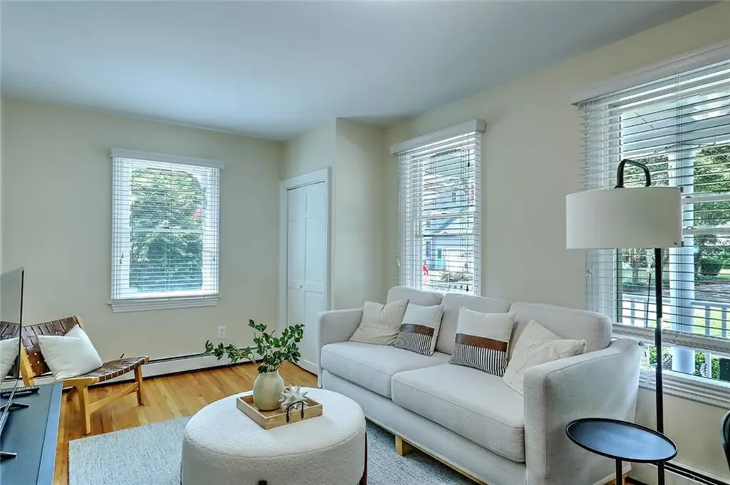 42 Chapel Road Barrington RI 02806
