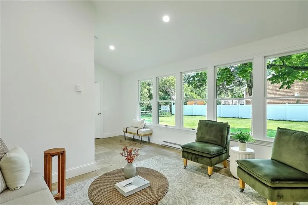 42 Chapel Road Barrington RI 02806