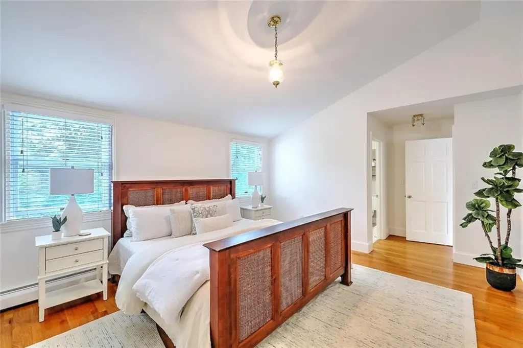 42 Chapel Road Barrington RI 02806