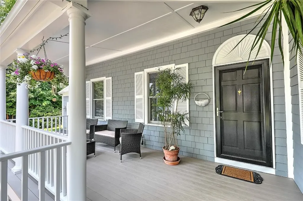 42 Chapel Road Barrington RI 02806