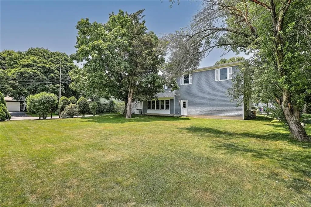 42 Chapel Road Barrington RI 02806