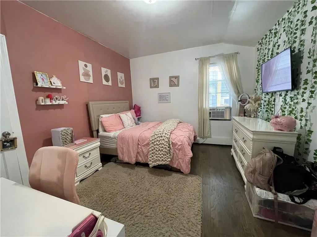 40 42 Norwich Avenue Providence RI 02905