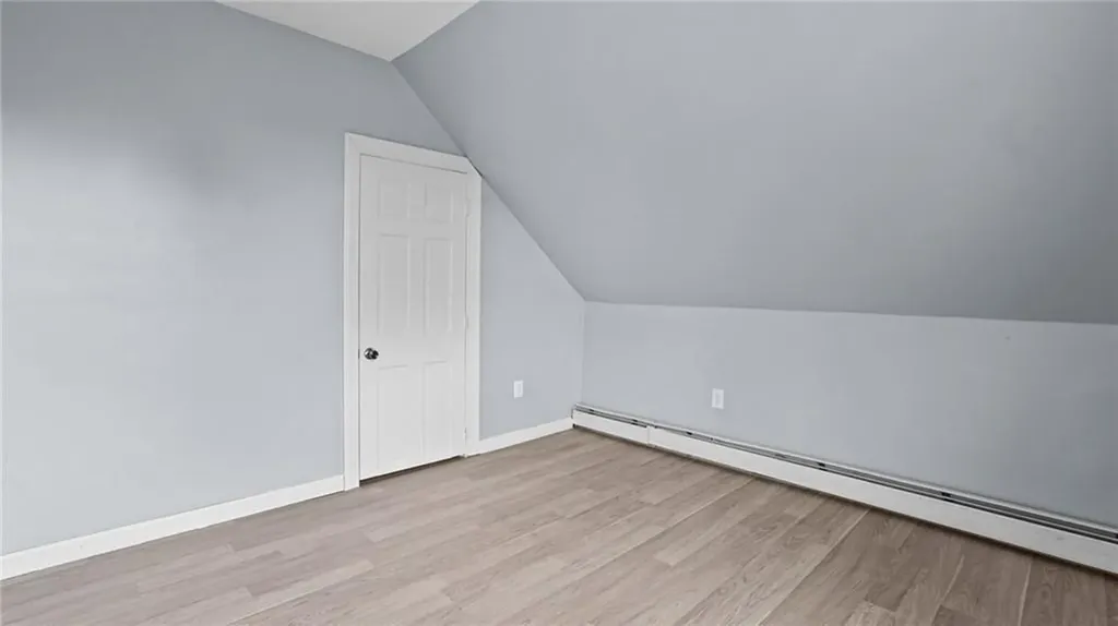 40 42 Norwich Avenue Providence RI 02905