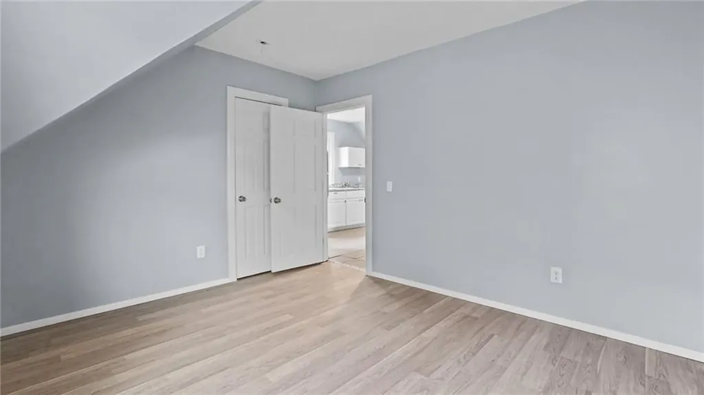 40 42 Norwich Avenue Providence RI 02905