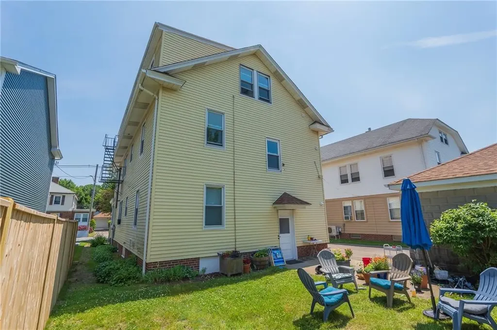 84 Sharon Street Providence RI 02908