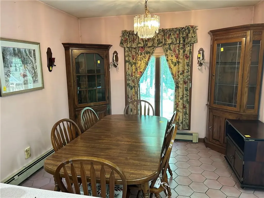 109 Burdickville Road Charlestown RI 02813