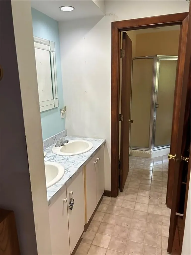 109 Burdickville Road Charlestown RI 02813