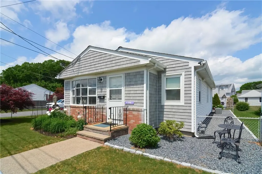 19 Spring Street North Providence RI 02904