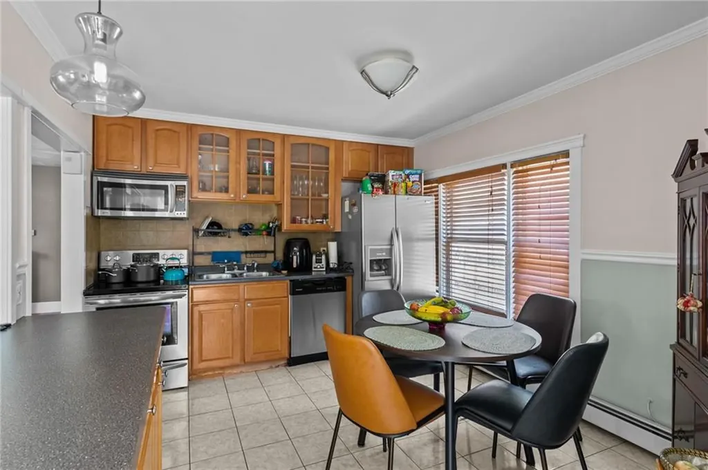 132 Columbine Avenue Pawtucket RI 02861