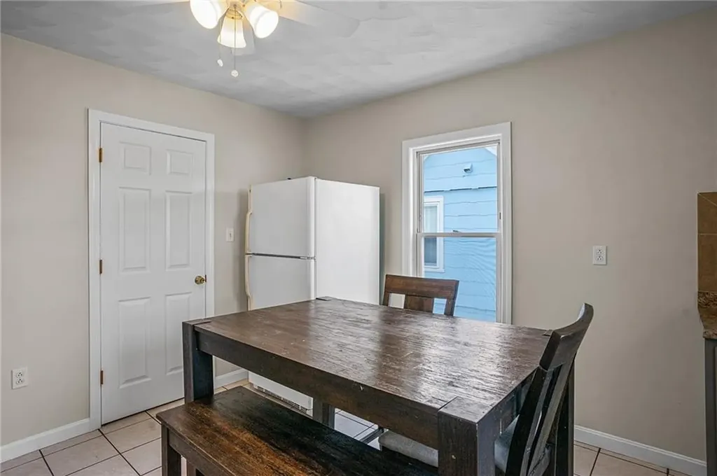 132 Columbine Avenue Pawtucket RI 02861