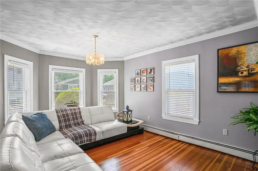 132 Columbine Avenue Pawtucket RI 02861