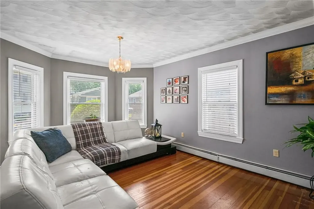 132 Columbine Avenue Pawtucket RI 02861