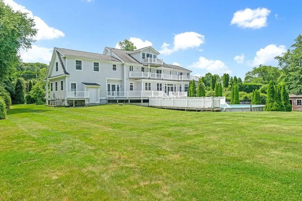 189 Watch Hill Road Westerly RI 02891