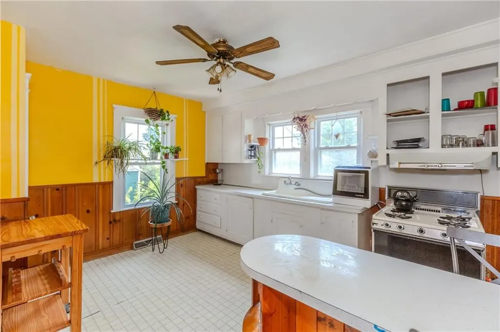 80 Doane Street Cranston RI 02910