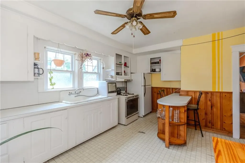 80 Doane Street Cranston RI 02910