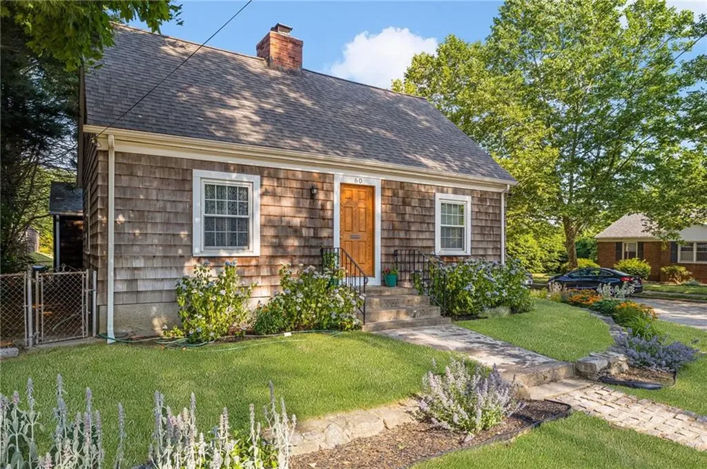 60 Elmcroft Avenue Providence RI 02908