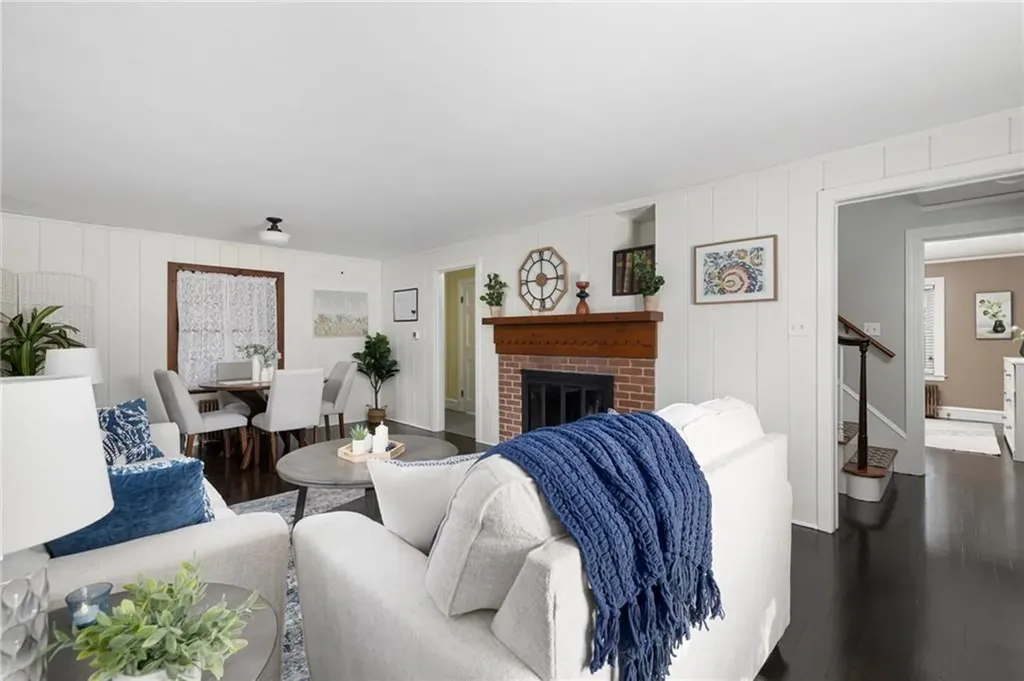 60 Elmcroft Avenue Providence RI 02908