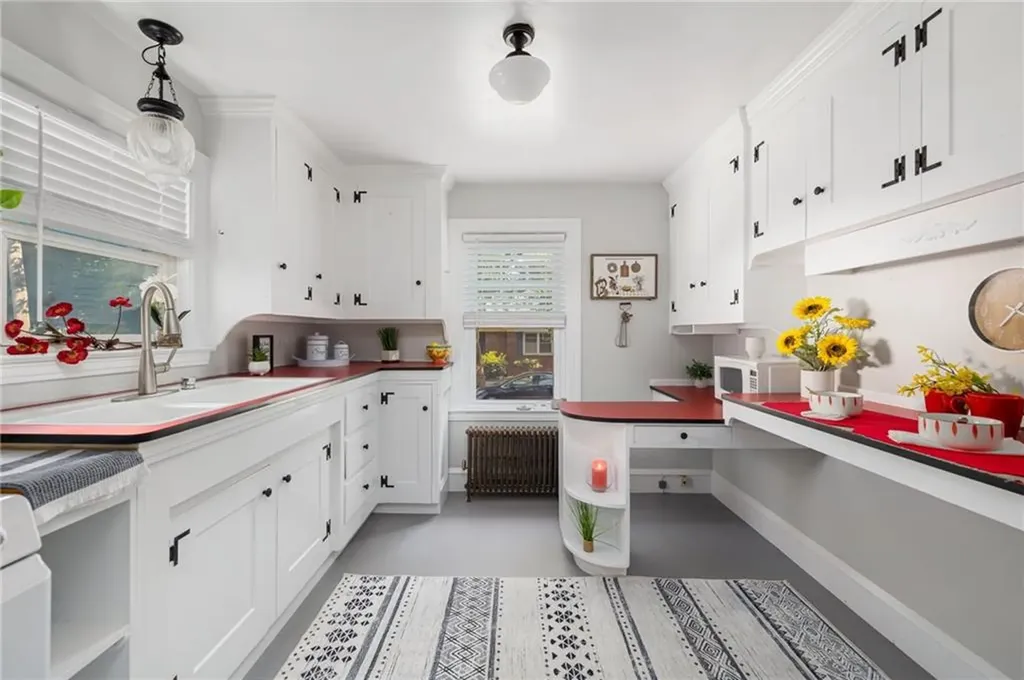 60 Elmcroft Avenue Providence RI 02908