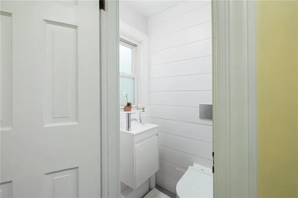 60 Elmcroft Avenue Providence RI 02908