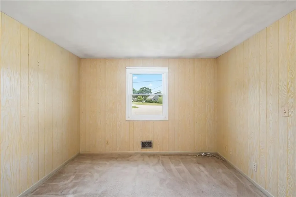 44 Julian Road Warwick RI 02889