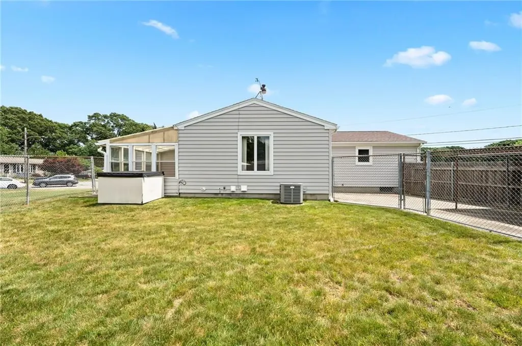 44 Julian Road Warwick RI 02889
