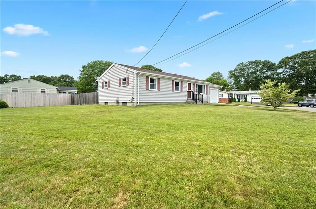 44 Julian Road Warwick RI 02889