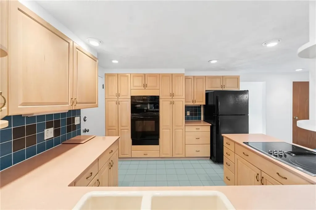 44 Julian Road Warwick RI 02889