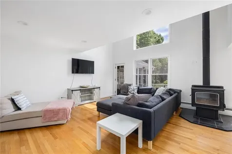 14 Holmested Court Jamestown RI 02835