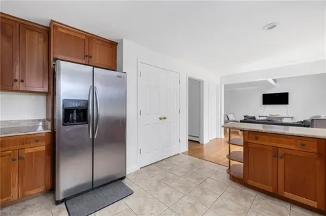 14 Holmested Court Jamestown RI 02835