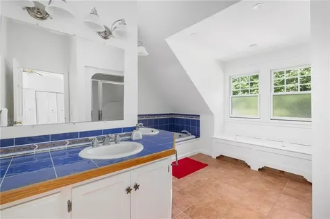 14 Holmested Court Jamestown RI 02835