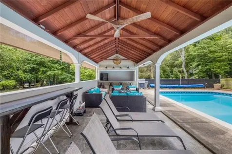 14 Holmested Court Jamestown RI 02835