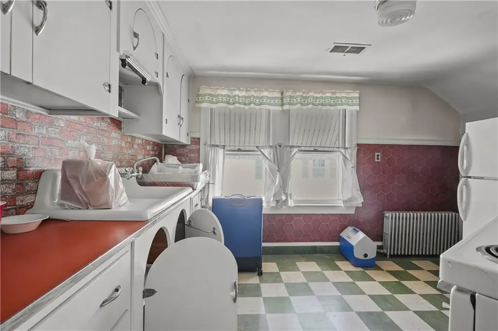 400 Newport Avenue Pawtucket RI 02861