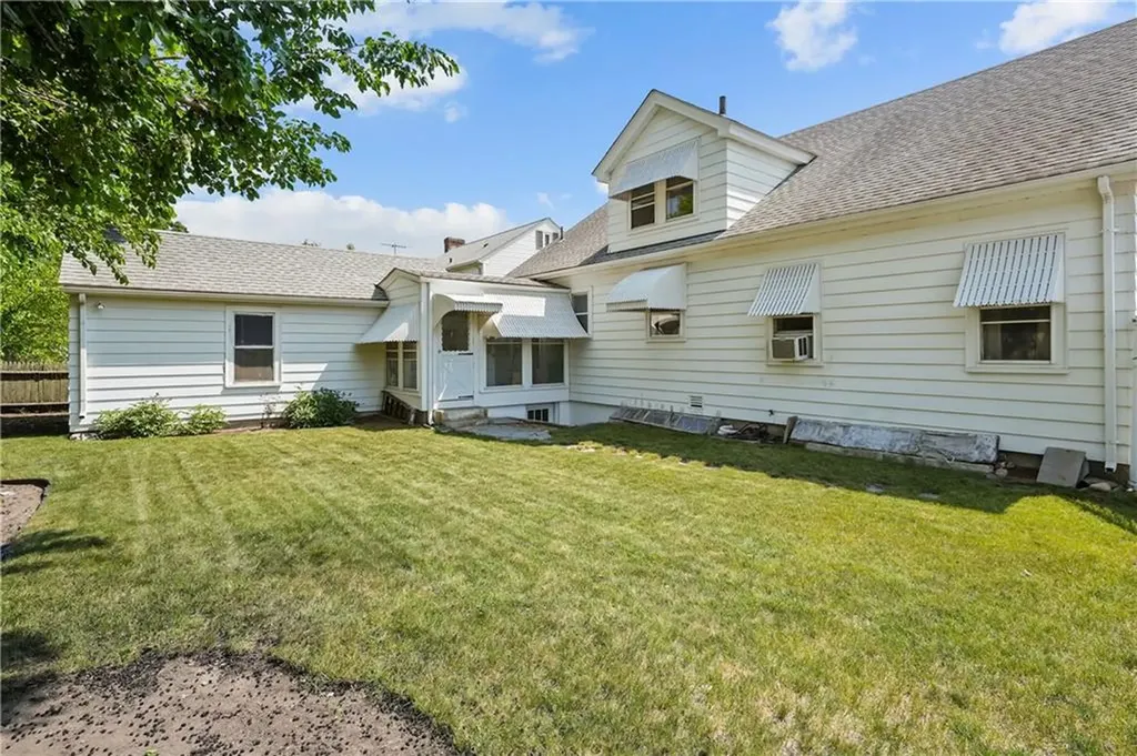 400 Newport Avenue Pawtucket RI 02861
