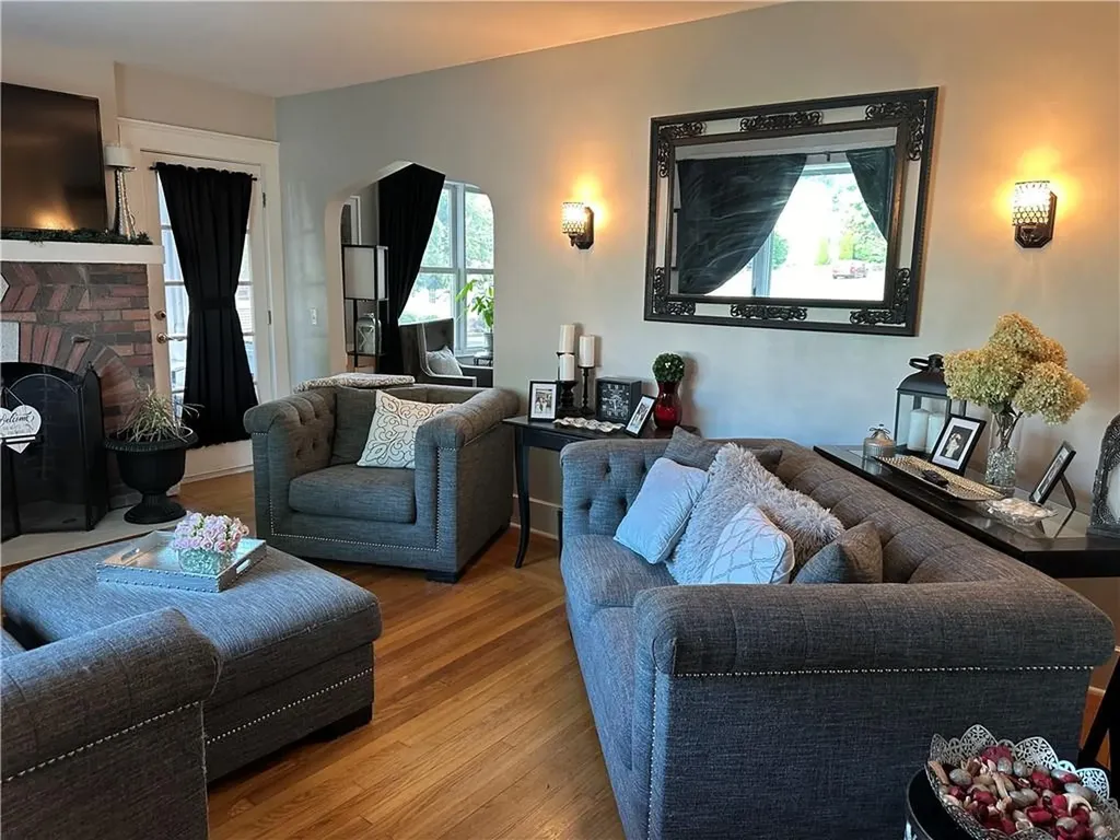 149 Alexander Street Cranston RI 02910